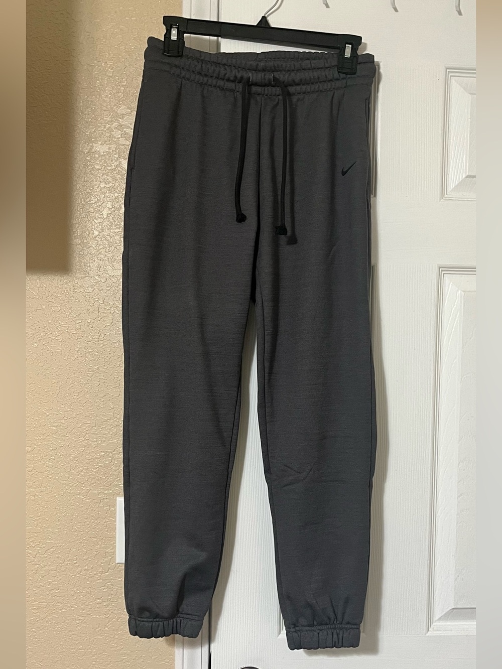 Nike women’s Charcoal Gray Fleece Joggers
